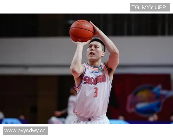 CBA球队主教练战术风格的特点与对比赛胜负的深远影响分析 CBA球队主教练战术风格的特点与对比赛胜负的深远影响分析